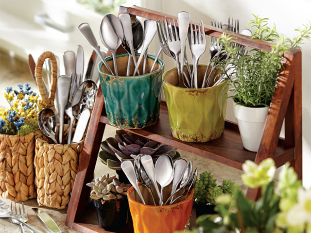 Oneida on Zola Wedding Registry