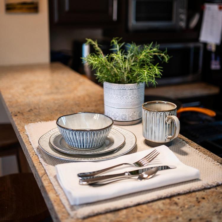 BIA Cordon Bleu, Colonnade Collection | Zola