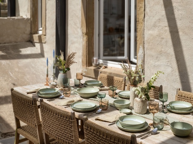 Villeroy & Boch, Manoir Oval Platter | Zola