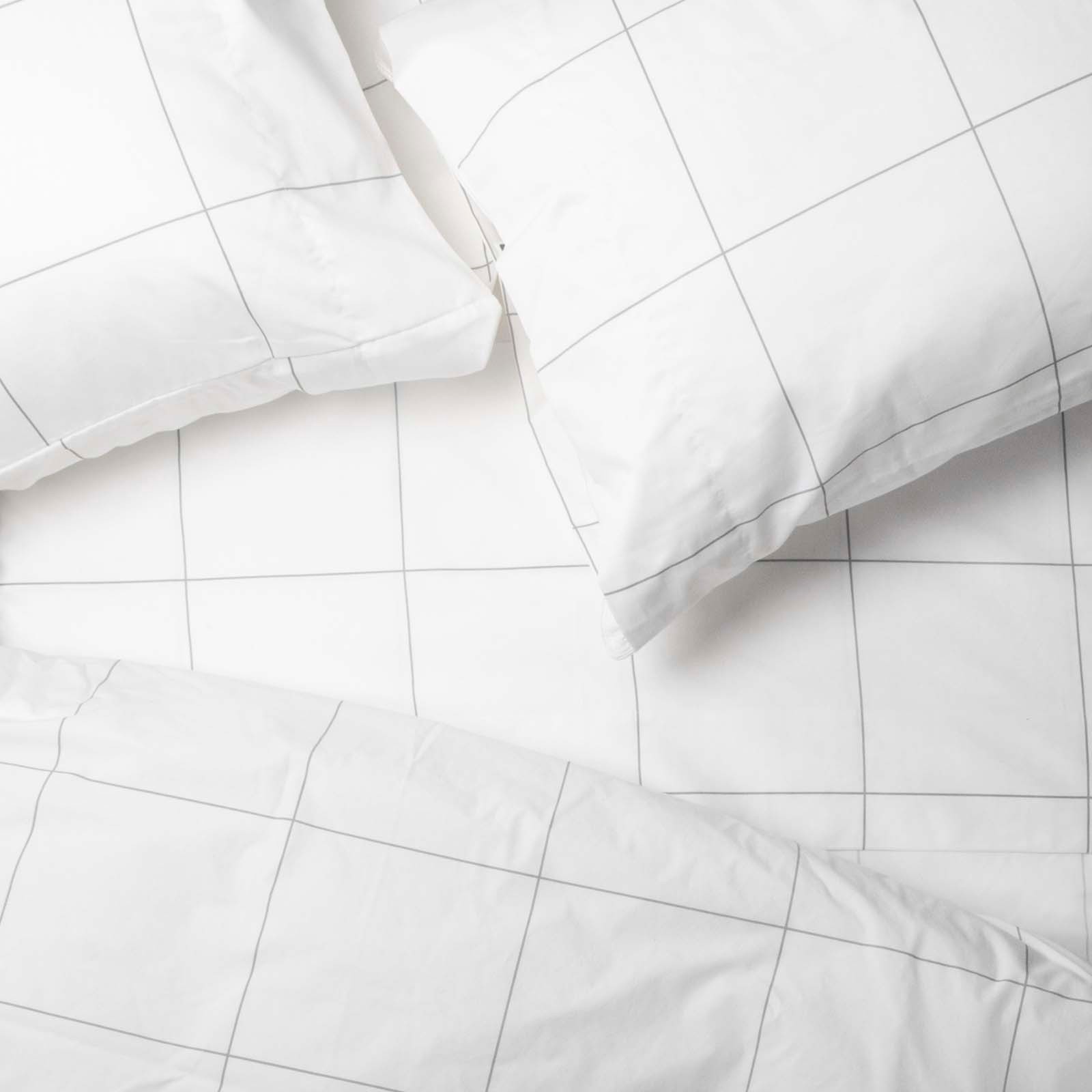 luxe 4 piece core sheet set zola window pane sheets